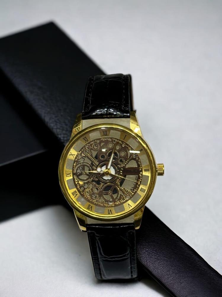 Mens Movement Quatrz Water Resistant Watch